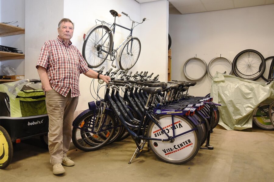 In Chemnitz spontan ein Rad leihen? Schwierig, schwierig. - Peter Prasatko wünscht sich Interessenten für die Übernahme des Fahrradverleihs.