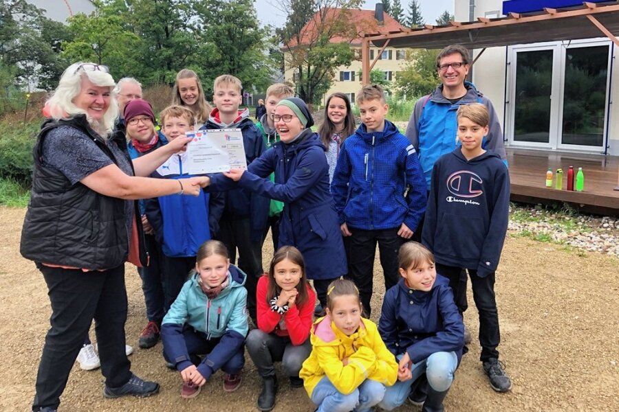 In Freiberg werden Schulhofträume wahr - Mit 5000 Euro Förderung wurde die Umgestaltung des Schulhofes unter anderem vom Deutschen Kinderhilfswerk unterstützt.
