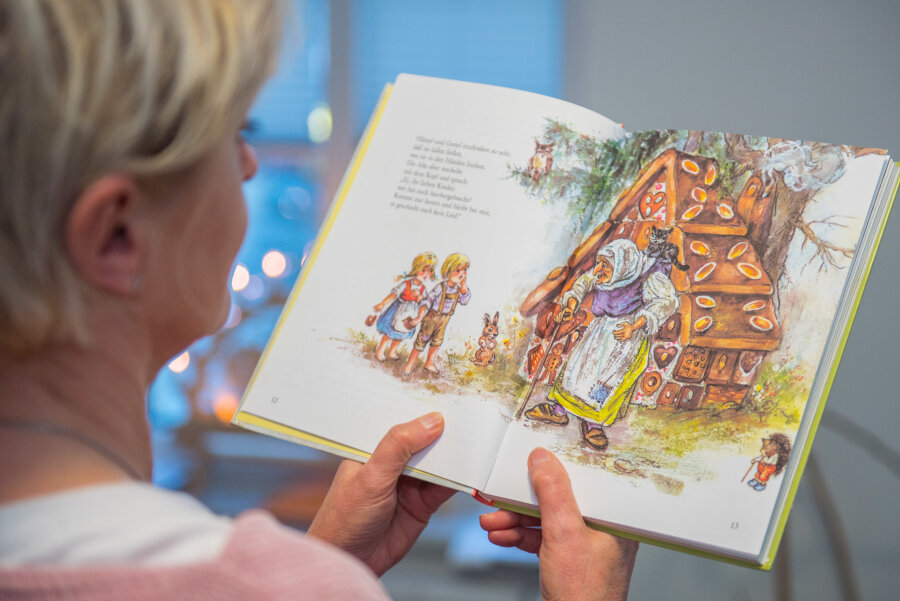 In Mittweida wird in der Adventszeitmontags bis freitags 16.30 Uhr für Kinder eine Geschichte vorgelesen. Schon am heutigen Donnerstag geht es weiter.