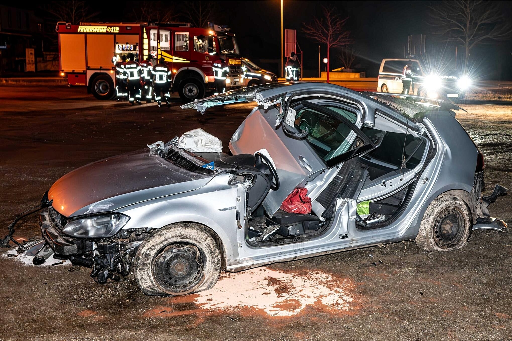 In Leisnig über eine Verkehrsinsel gefahren Frau schwer verletzt
