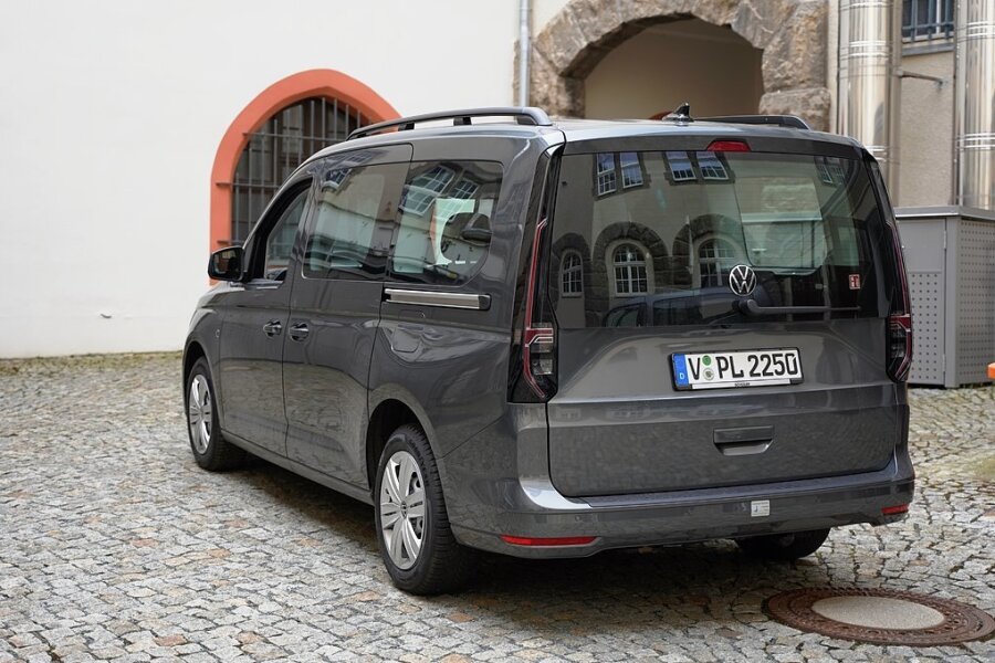 In Plauen werden ab Montag Temposünder aus zwei Autos geblitzt - Mit diesem VW Caddy der neuesten Generation werden ab nächster Woche in Plauen Geschwindigkeitskontrollen durchgeführt. 