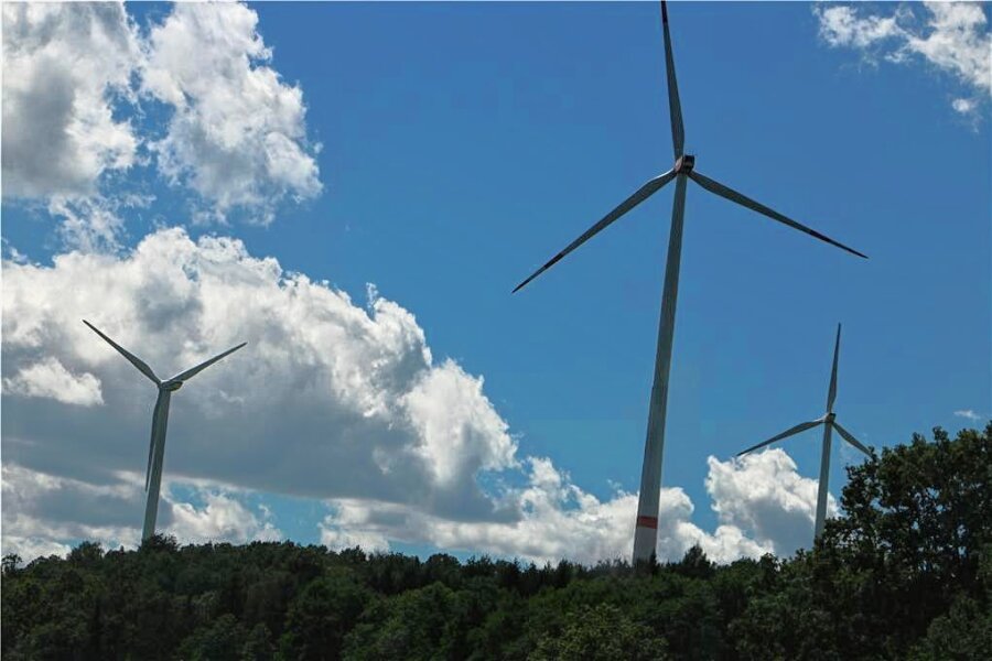 Info-Veranstaltung zu erneuerbaren Energien in und um Pausa-Mühltroff - Umstritten ist der Bau von Windkrafträdern.