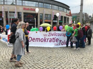Inklusionsfest in Plauen: Protest gegen Neonazi-Kundgebung - 