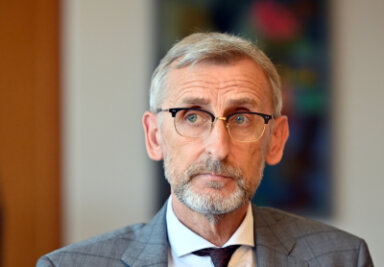 Innenminister Schuster kündigt Qualitätsoffensive für Sachsens Polizei an - Armin Schuster - Sächsischer Innenminister