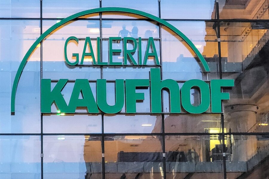 Insolvenz von Galeria Karstadt Kaufhof: Mitarbeiter in Chemnitz erneut vor ungewisser Zukunft - Die dritte Insolvenz in vier Jahren für Galeria Karstadt Kaufhof.