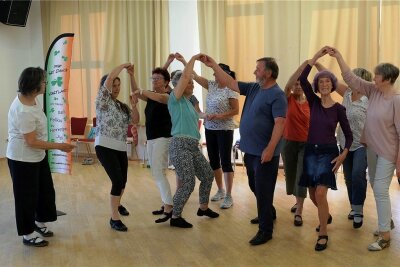 Irish Set Dance ist auch für einige Reichenbacher ein Lebensgefühl - Training der Irish-Set-Dance-Gruppe im Neuberinhaus. Sie trifft sich in der Regel am Mittwochabend. 