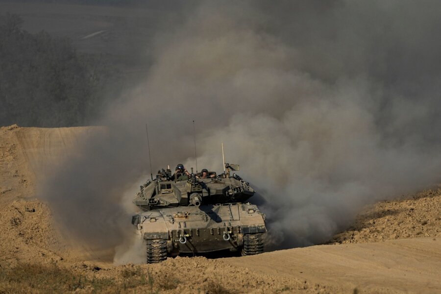 Israel fliegt Angriff auf Hamas-Basis in Schule - Israelische Streitkräfte bauen entlang der Grenze zum Gazastreifen eine neue Einheit zum Schutz der dortigen Ortschaften auf.