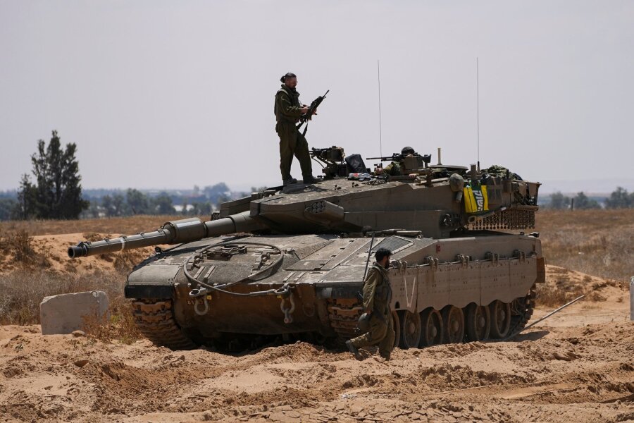 Israels Militär verkündet "taktische Pause" im Süden Gazas - Die "taktische Pause" gelte bis auf Weiteres jeweils für die Zeit von 8 bis 19 Uhr und solle mehr Hilfslieferungen ermöglichen.
