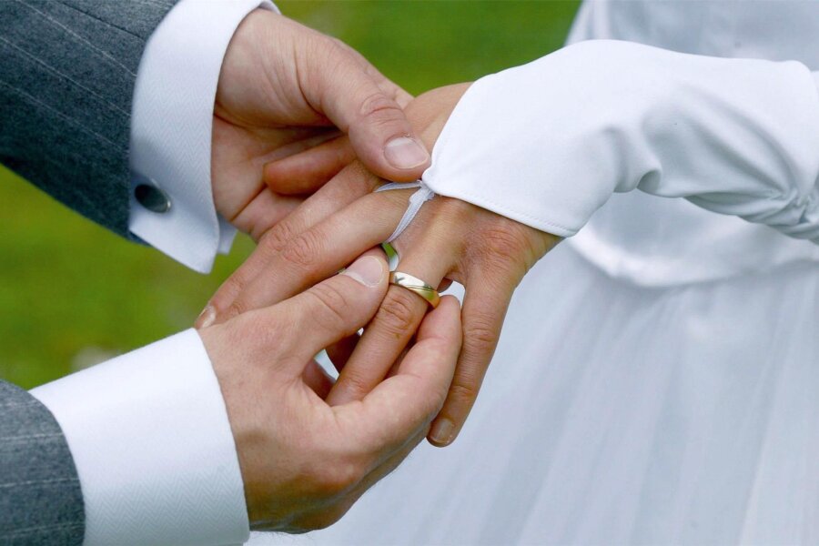 Jeden Tag eine Hochzeit in Reichenbach - In Reichenbach wird jeden Tag der Woche geheiratet (Symbolbild).
