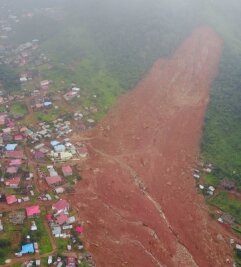 "Jeder sollte Verantwortung übernehmen" - Unwetter lösten 2017 in Sierra Leone einen Erdrutsch aus. 