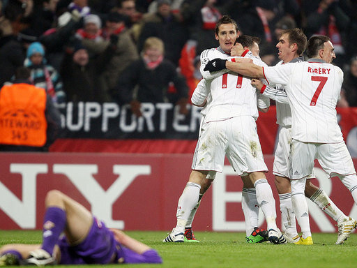 Joker Klose erlöst Bayern mit Last-Minute-Treffer - Jubel um Miroslav Klose