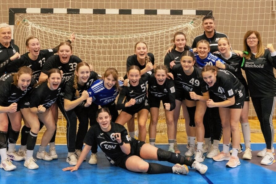 Jubel beim BSV Sachsen: A-Jugend-Mädels spielen um DHB-Pokal - 