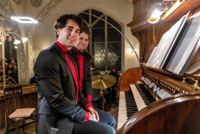 Jubiläum: Zwei Brüder lassen die Jehmlich-Orgel in Schneeberg erklingen - Die Brüder Markus und Pascal Kaufmann gastieren am Samstag in Schneeberg.