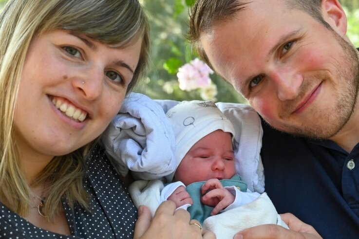Ein echter Chemnitzer: Lukas Zierold ist das zweite Kind von Lisa und Björn Zierold. Der Junge, dessen Eltern auf dem Kaßberg zu Hause sind, war die 1000. Geburt im DRK-Krankenhaus Rabenstein in diesem Jahr. 