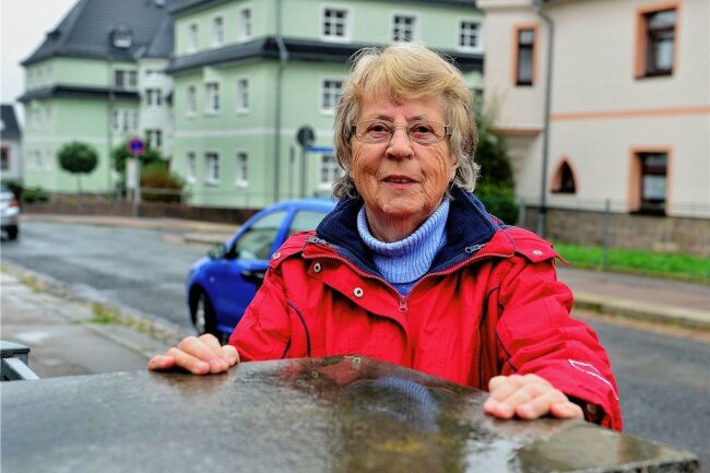 Jürgen Kitzing ist jetzt "Ehrenstadtrat" von Mittweida - Edith Starke war 37 Jahre lang Stadträtin in Mittweida. Nun ist sie für das ehrenamtliche Engagement ausgezeichnet worden. 