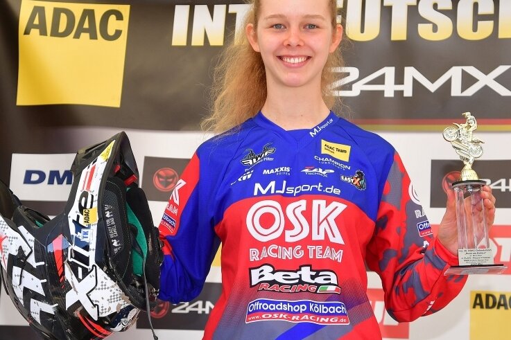 Tanja Schlosser tritt in dieser Saison sowohl im Enduro-Sport als auch im Motocross an. 