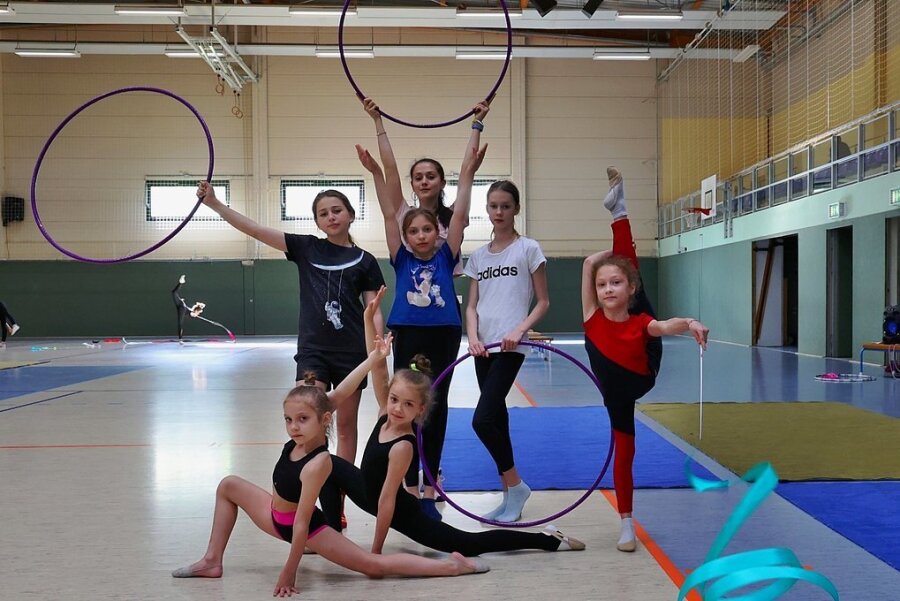 Junge Gymnastinnen aus der Ukraine finden neue sportliche Heimat in Chemnitz - Mädchen aus der Ukraine trainieren beim Chemnitzer PSV in der Rhythmischen Sportgymnastik. 