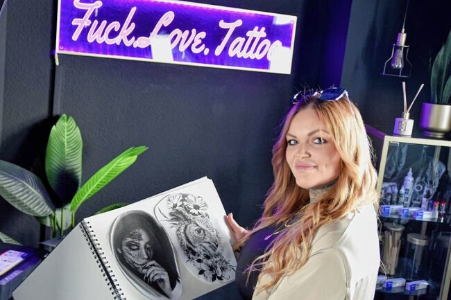 Junge Mutter erfüllt sich mit Tattoostudio auf dem Kaßberg einen Lebenstraum - Die junge Mutter Jacqueline Männel hat sich mit einem eigenen Tattoo-Studio selbstständig gemacht. 