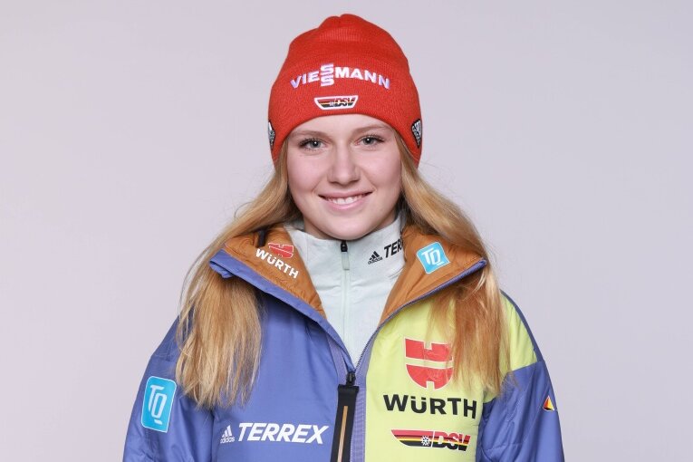 Junge Skispringerinnen aus Sachsen fliegen aufs WM-Podest - Lia Böhme