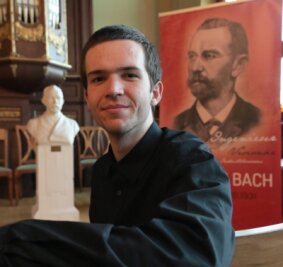 Junger Forscher aus Stollberg lässt sich von Rückschlägen nicht unterkriegen - Der Stollberger Forscher Maximilian Kraeft ist mit dem Carl-von-Bach-Preis ausgezeichnet worden.