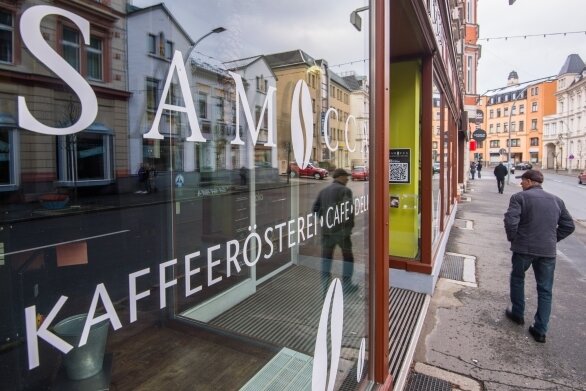 Kaffeehaus Samocca in Aue öffnet länger - doch der Streit ist nicht vom Tisch - Das Café Samocca, ein beliebtes Lokal in Aue. 