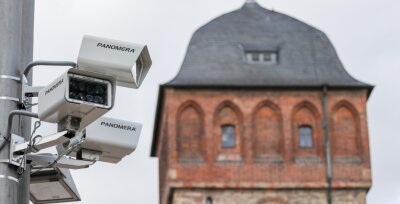 Kameras in Chemnitz sollen keine Demos mehr filmen - Nach jahrelangem Streit: Wenn es Versammlungen in der Innenstadt gibt, werden die Kameras vor Ort neuerdings abgeschaltet. 