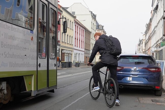 Straßenbahn, Radfahrer und Autoverkehr - um die Zukunft der Mobilität in Zwickau wurde im Stadtrat heftig gestritten.