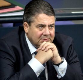 Kandidat in Merkels Schatten - "Natürlich" will er Bundeskanzler werden: Vizekanzler und Bundeswirtschaftsminister Sigmar Gabriel (SPD).