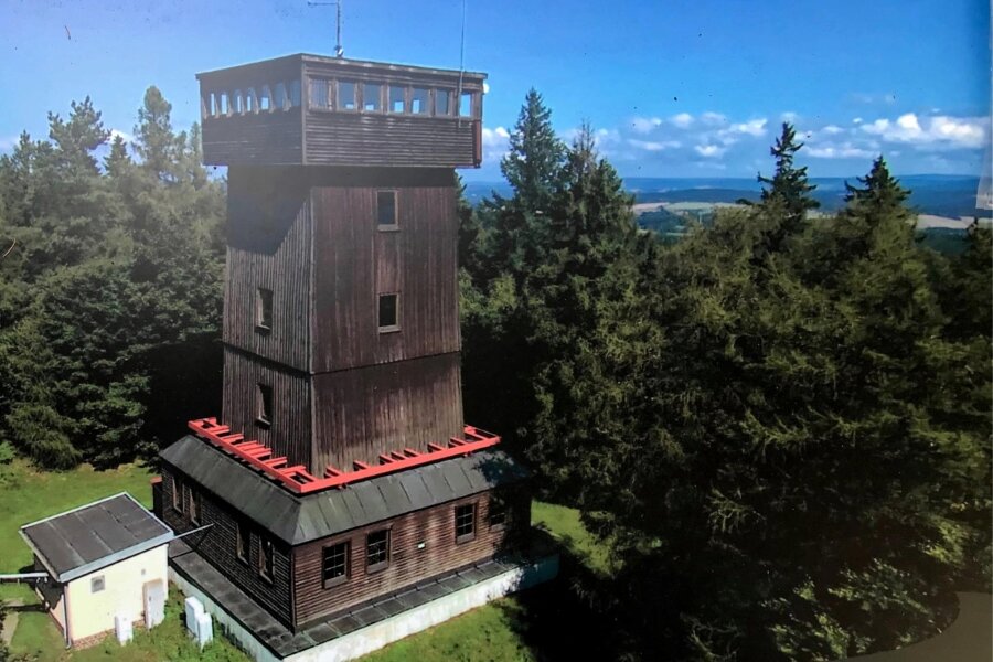 Kapellenbergturm in Schönberg bleibt Silvester nun doch geschlossen - Aus der Öffnung des Kapellenbergturms am Silvestertag ab 23 Uhr wird nichts.