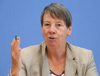 Kein Atom-Endlager in einstigen Bergbaugebieten - Barbara Hendricks, Bundesumweltministerin (SPD)