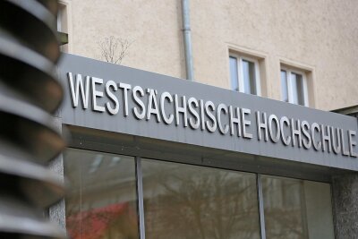 Keine kostenlosen Tests an Zwickauer Hochschule - Student scheitert mit Eilantrag - Die Impfquote an der WHZ ist laut Staatsregierung die niedrigste an sächsischen Hochschulen. 