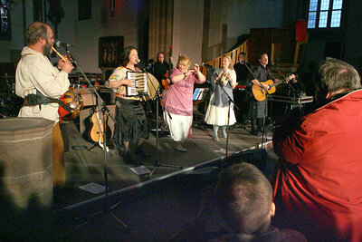 Kelly Family meldet sich nach zwölf Jahren zurück - Aufnahme aus dem April 2008 - die Kelly Family in der Leonardskirche in Stuttgart.