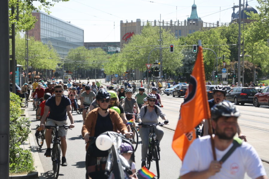 Kidical Mass: Bunte Fahrrad-Demo durch Chemnitz 
