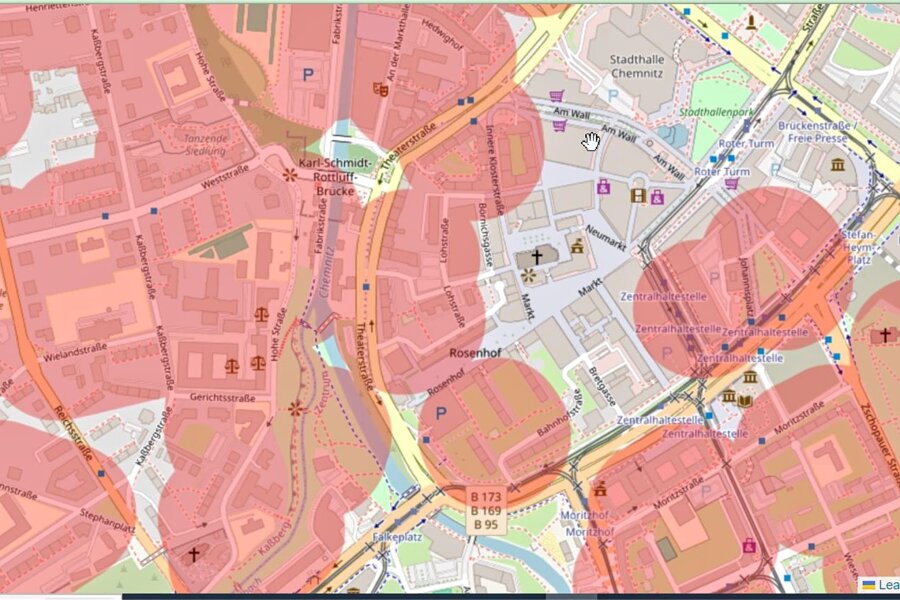Kiffen in Chemnitz: Diese Karte zeigt, wo der Joint in Sachsen im Freien erlaubt ist und wo nicht - Rot bedeutet: Hier ist Kiffen im öffentlichen Raum verboten. In Chemnitz sind die Bereiche groß. Hinzu kommen tagsüber noch Fußgängerzonen.