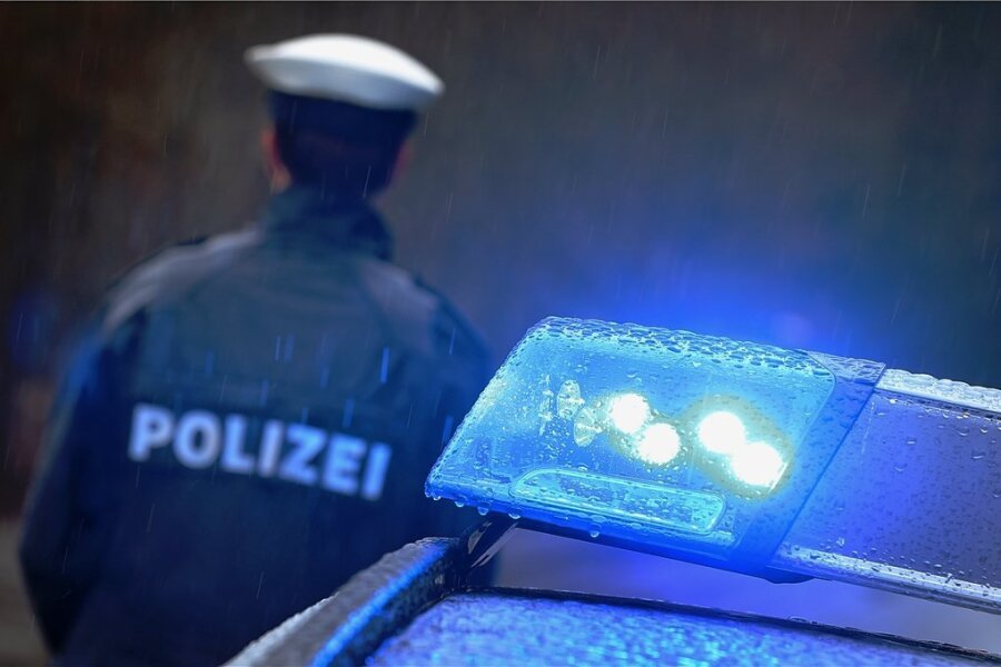Kind in Plauen entführt? Polizei sucht Zeugen - Die Polizei ermittelt nach einer mutmaßlichen Kindesentführung in Plauen. Sie sucht Zeugen.