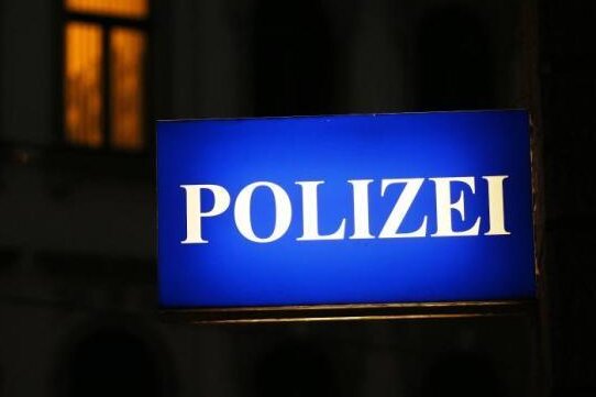 Kinder aus Auto heraus angesprochen: Polizei sensibilisiert Eltern in Lugau - 