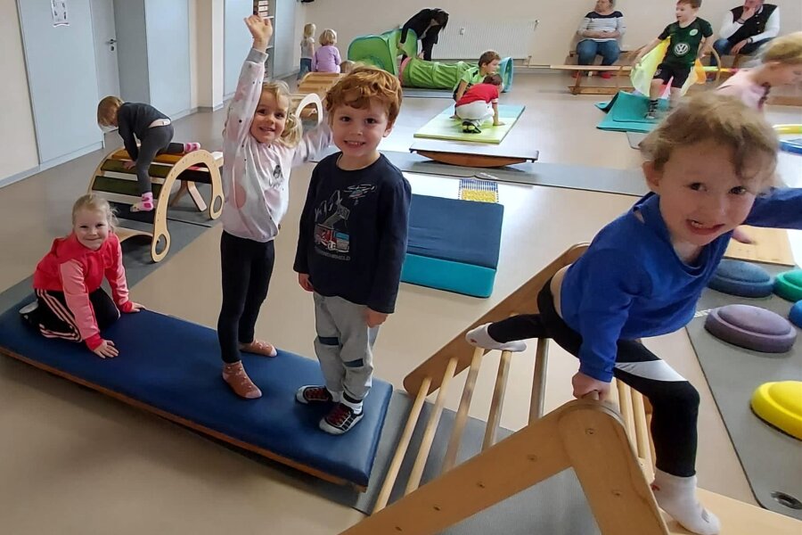 Kindergartenkinder reisen vom Fitnessstudio in Werdau an den Nordpol - Auch die Mädchen und Jungen vom „Kinderland“ aus Meerane hatten Spaß an der sportlichen Weihnachtsfeier.