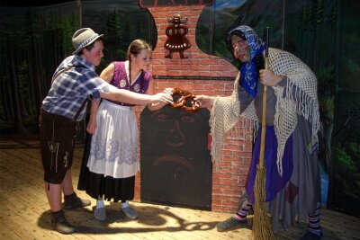 Kindertheater Doncalli führt „Hänsel und Gretel“ im Schützenhaus in Hohenstein-Ernstthal auf - Das Thüringer Kindertheater Doncalli zeigt im Schützenhaus das Märchen "Hänsel und Gretel".