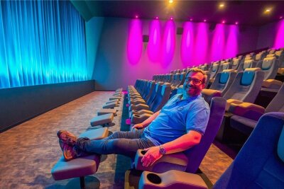 Kinobetreiber im Altkreis Aue-Schwarzenberg bereiten den Neustart vor - Hendrik Pelzer betreibt das Nickel-Odeon in Aue. Er freut sich auf den Neustart, dann in einem komplett umgebauten Kinosaal. 