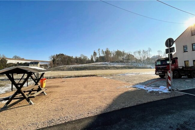 Kirchberg bekommt einen neuen Spielplatz - Auf dem Gelände der ehemaligen Kunstlederfabrik in Saupersdorf soll ein neuer Spielplatz gebaut werden. 