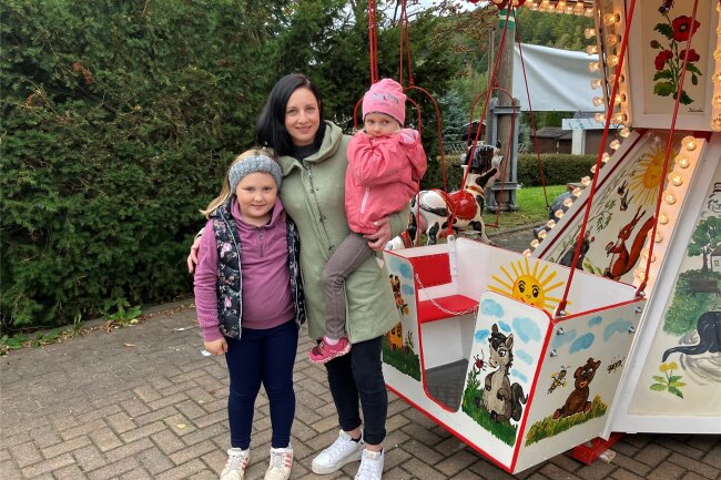 Kirmes in Kemtau Rummel, Knüppelkuchen, Lampionumzug