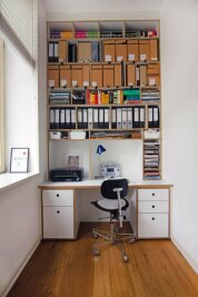 Kleine Wohnungen: Wohin mit dem Schreibtisch fürs Schulkind? - Selbst in der kleinsten Nische lässt sich oft eine Ecke zum Hausaufgaben-Machen einrichten.