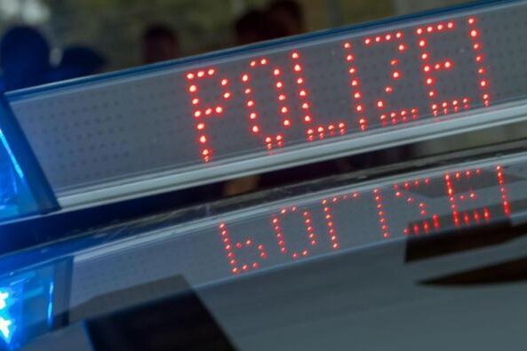 Klingenthal: Polizei stellt Feuerwerk bei Jugendlichen sicher - 