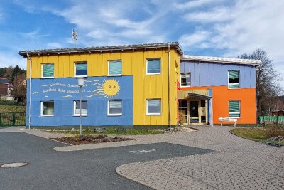 Klingenthaler Eltern wollen wieder einen Schulhort im Kinderhaus „Sonnenschein“ - Das Kinderhaus „Sonnenschein“ im Klingenthaler Stadtteil Brunndöbra.