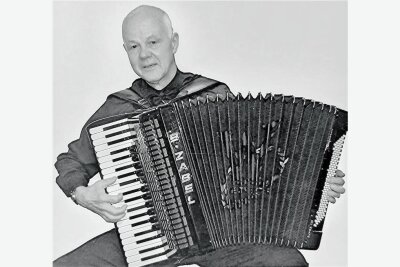 Klingenthaler Musiker Bernd Zabel gestorben - Bernd Zabe, Musiker, Komponist, Arrangeur und Akkordeonfachmann aus Zwota. Er wurde 77 Jahre alt.