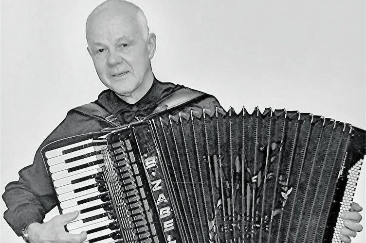 Klingenthaler Musiker Bernd Zabel gestorben - Bernd Zabe, Musiker, Komponist, Arrangeur und Akkordeonfachmann aus Zwota. Er wurde 77 Jahre alt.
