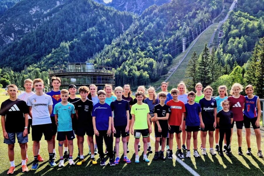 Klingenthaler Skisport-Asse trainieren auf WM-Anlagen - 