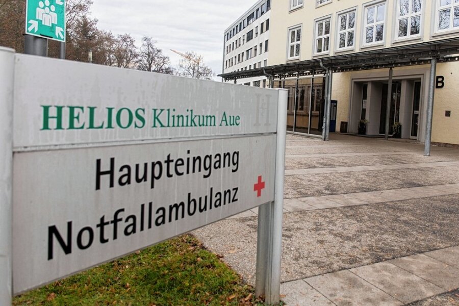 Klinik-Mitarbeiter in Aue erlaufen gut 7000 Euro für Vereine - Die 2021 zu Coronazeiten initiierte Aktion "Helios läuft" war in ihre zweite Runde gegangen.