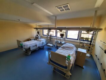 Kliniken in Mittelsachsen: Coronalage trotz voll belegter Betten beherrschbar - Insgesamt wurden im Klinikum Mittweida mit Stand vom Samstag sieben stationäre Fälle sowie 62 Verdachtsfälle gezählt.