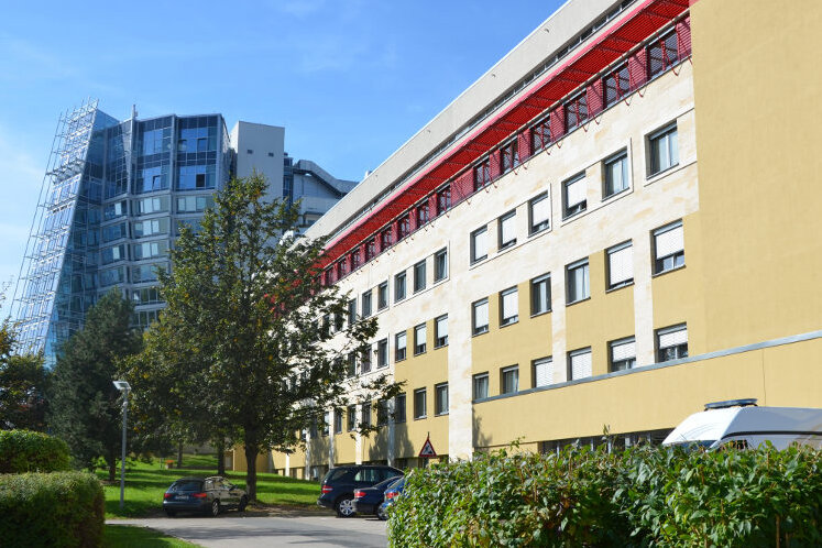 Das Klinikum Chemnitz wird in Sachsens Krankenhauslandschaft aufgewertet und vom Schwerpunkt- zum Maximalversorger hochgestuft. 